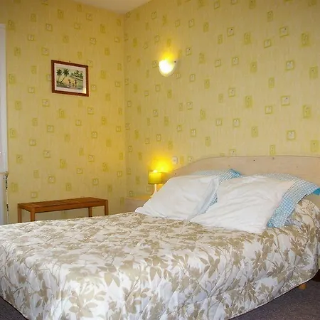 Hotel Logis L'auberge Du Brulhois Astaffort
