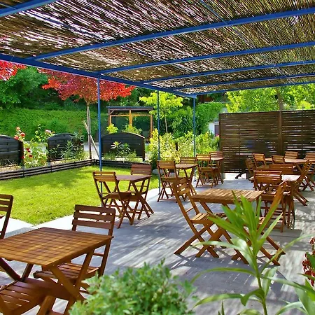 Logis L'auberge Du Brulhois Astaffort