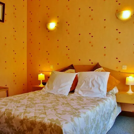 Logis L'auberge Du Brulhois Hotel Astaffort