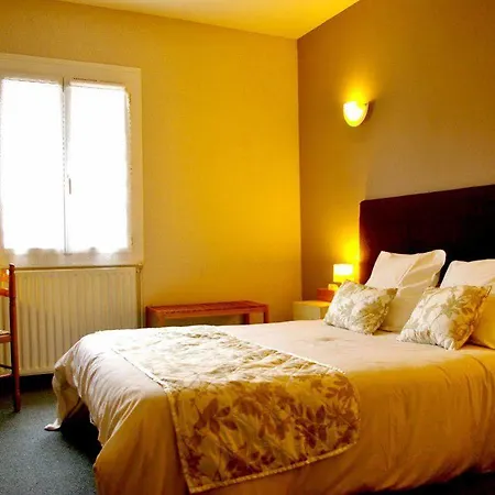 Hotel Logis L'auberge Du Brulhois Astaffort